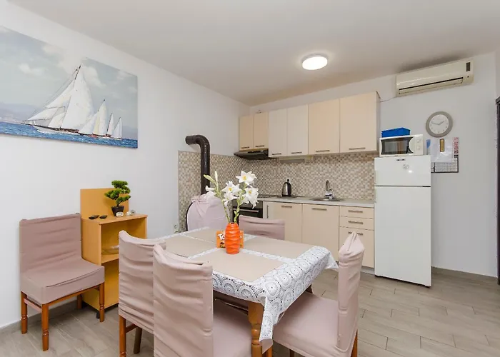 Kipson Apartman Nin